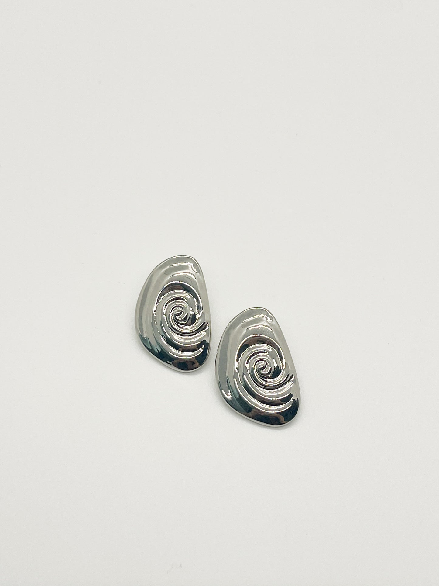 Silver spiral studs