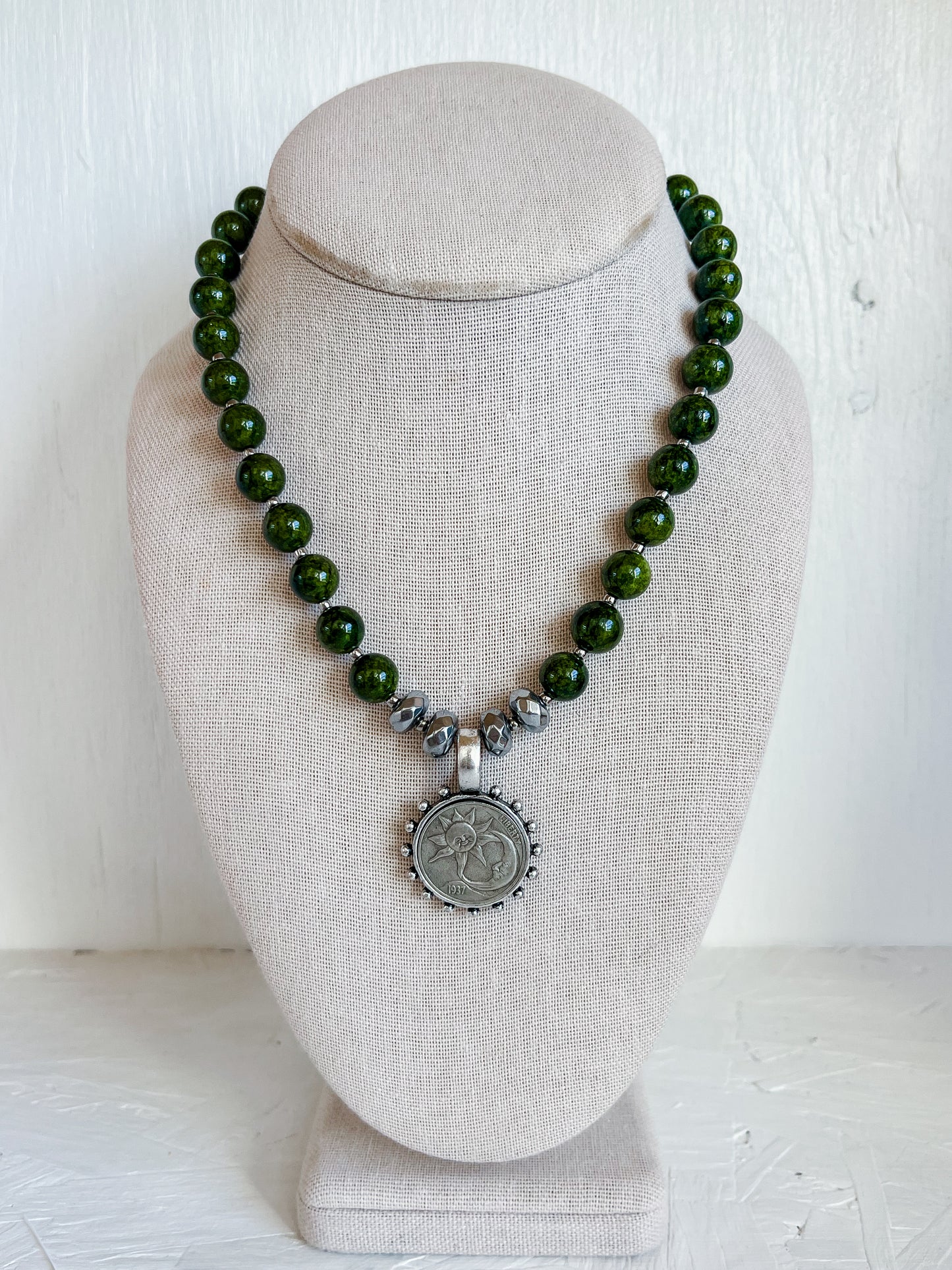 Hazel necklace
