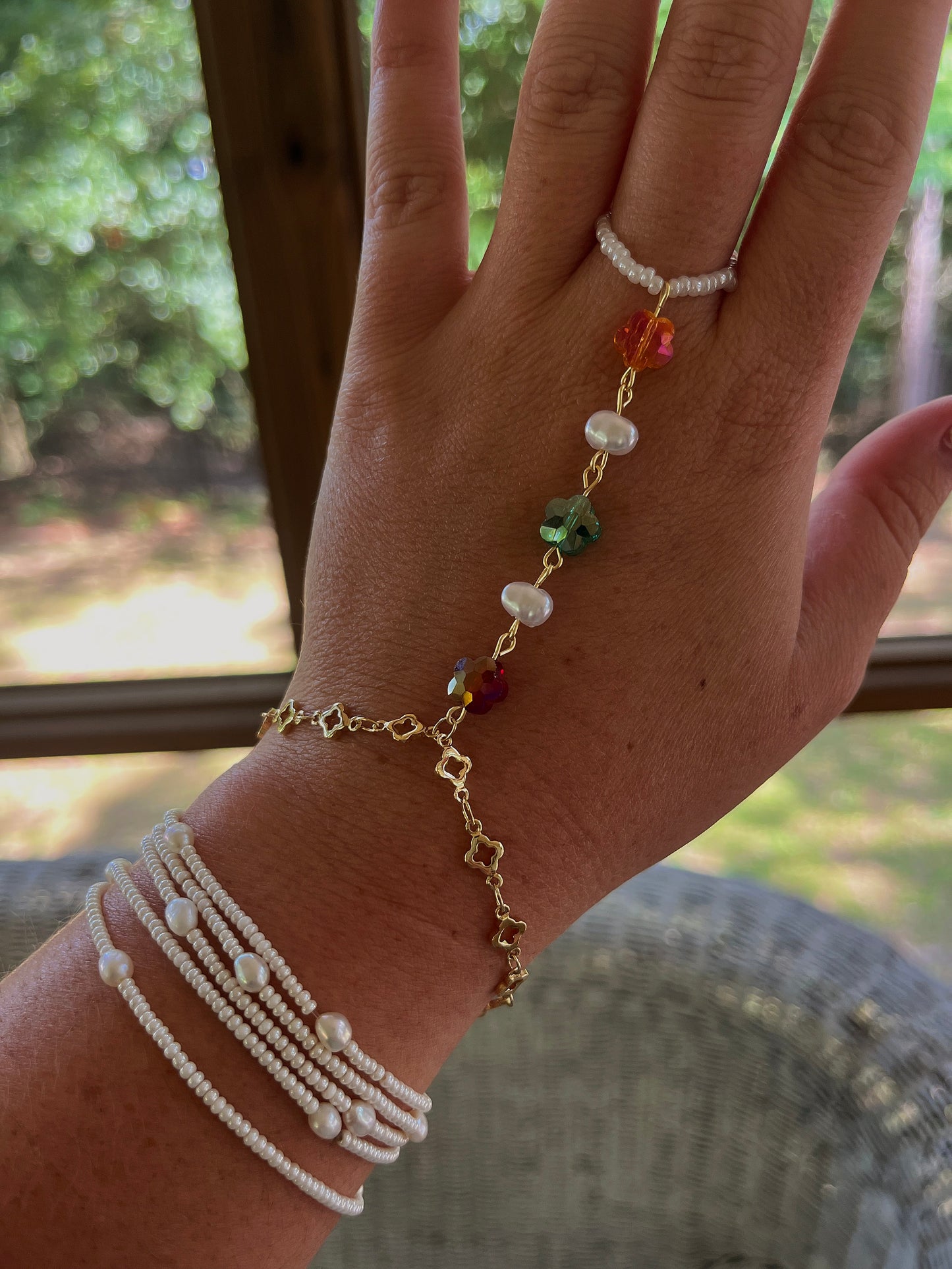 Amaya hand chain