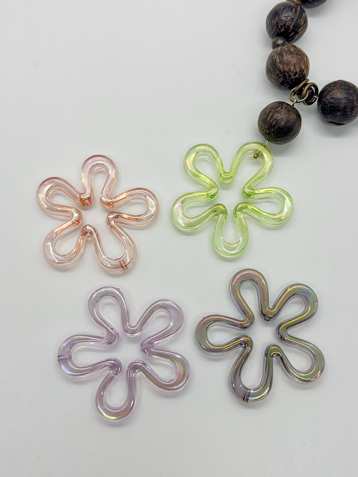 Flower power necklace
