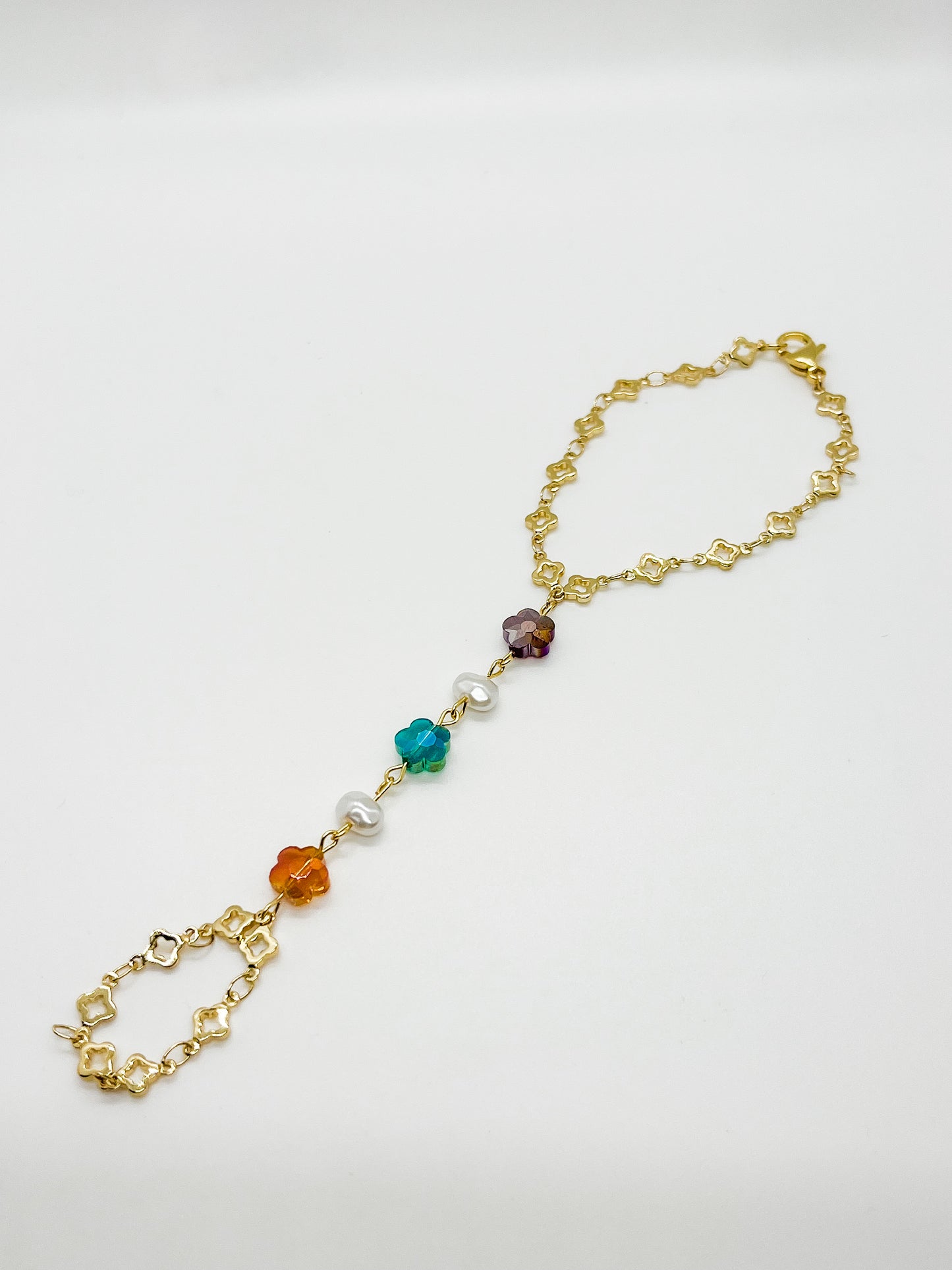 Amaya hand chain