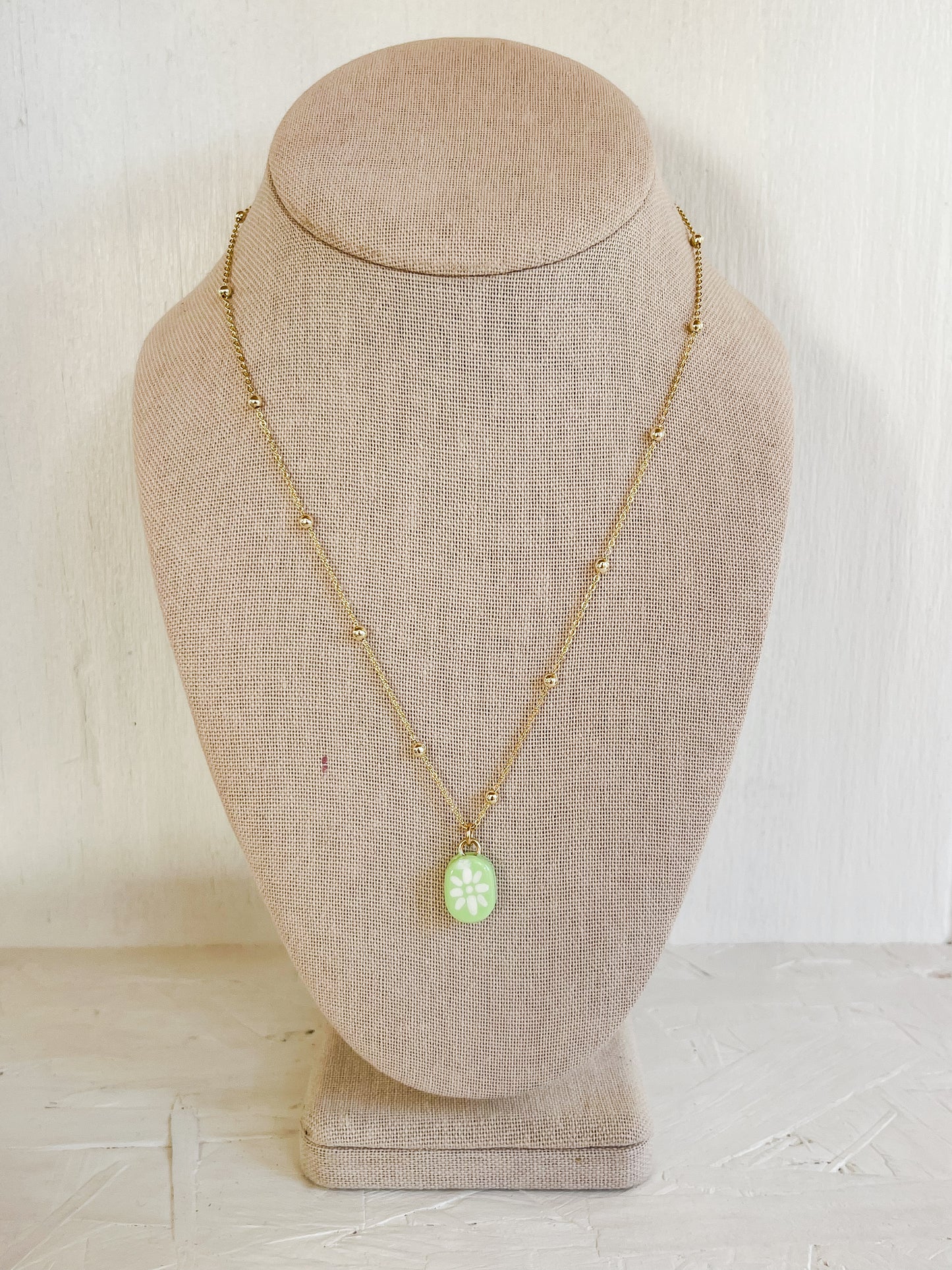 Green flower necklace