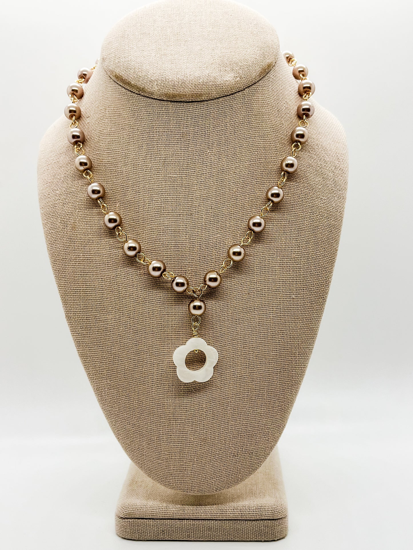 Pearl coated flower necklace