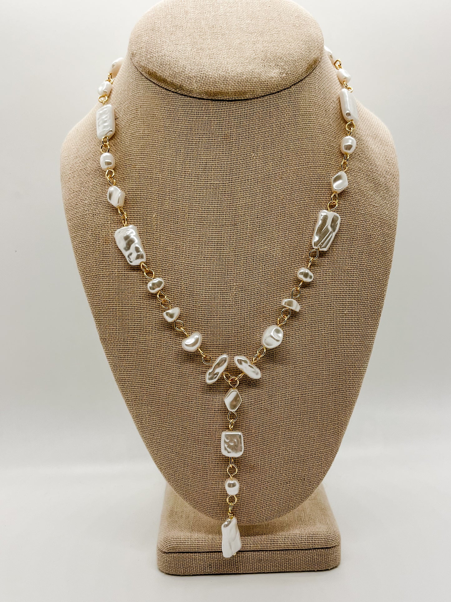 Faux Pearl lariat
