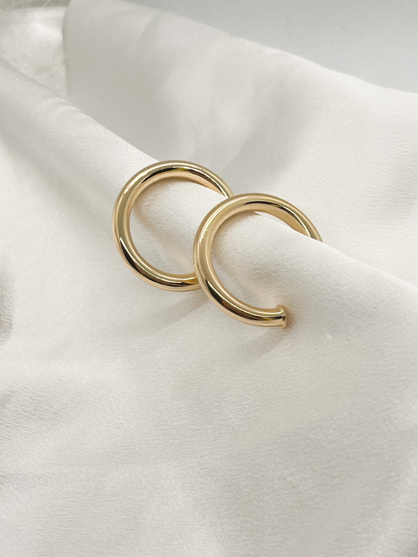 Atlas hoops