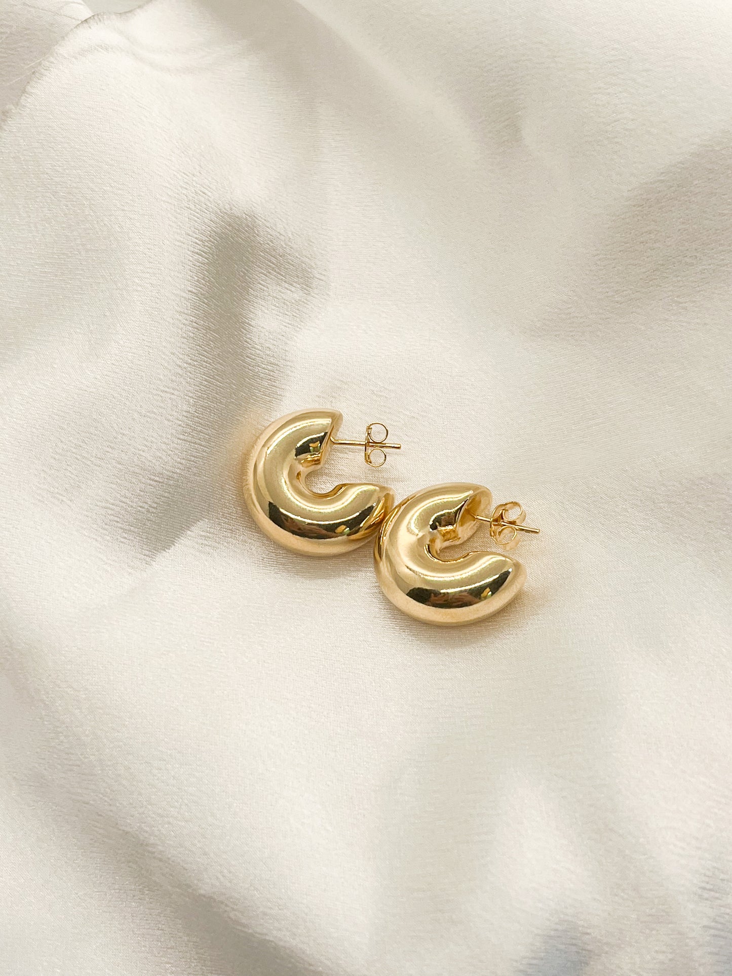 Adonis hoops