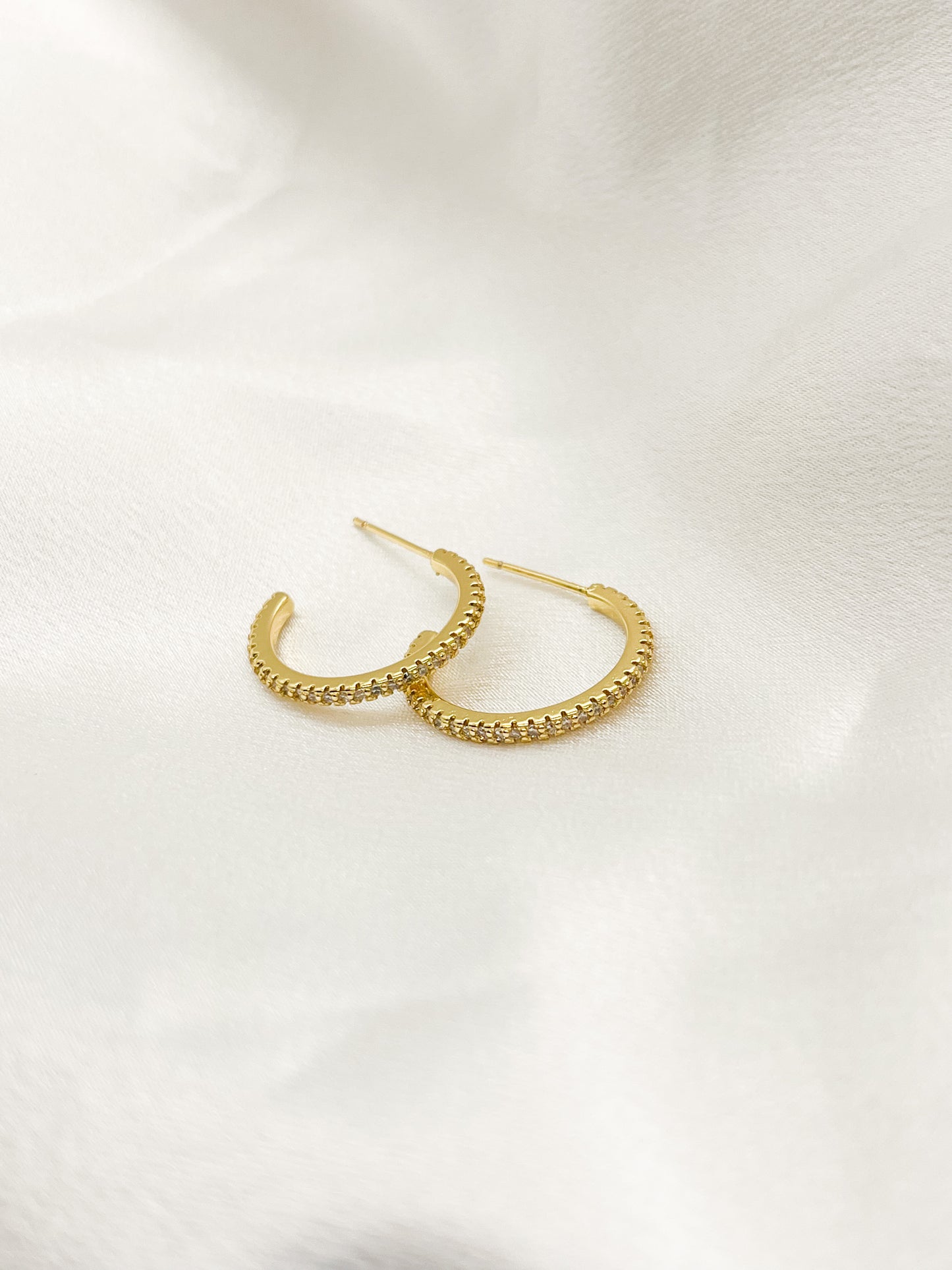Sybil hoops