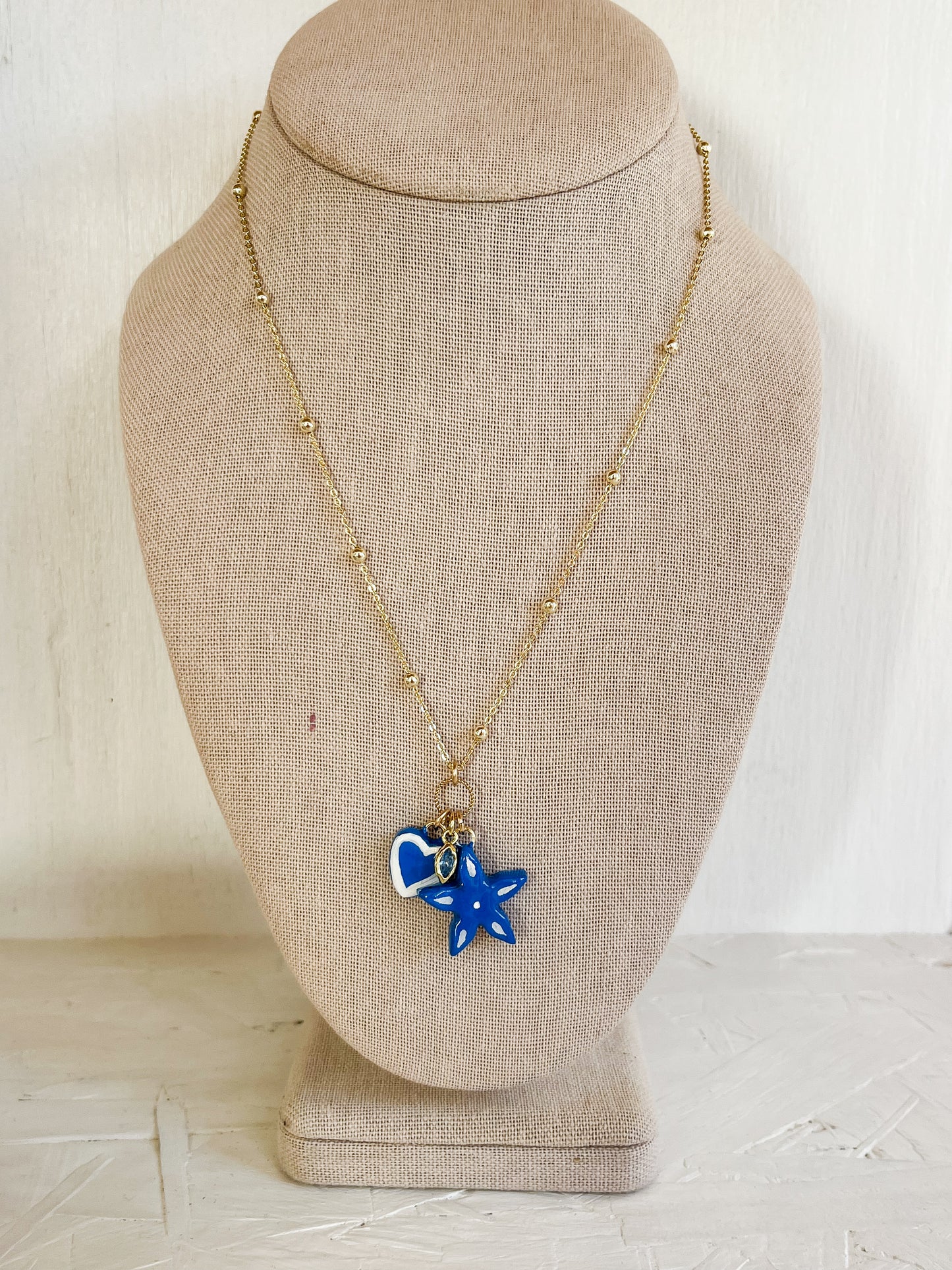 Blue flower & heart necklace