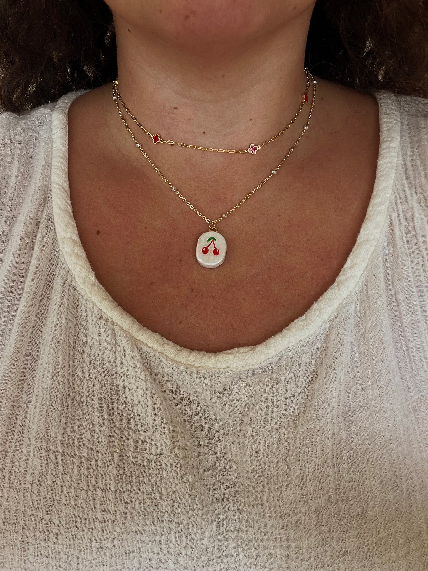Red clover necklace