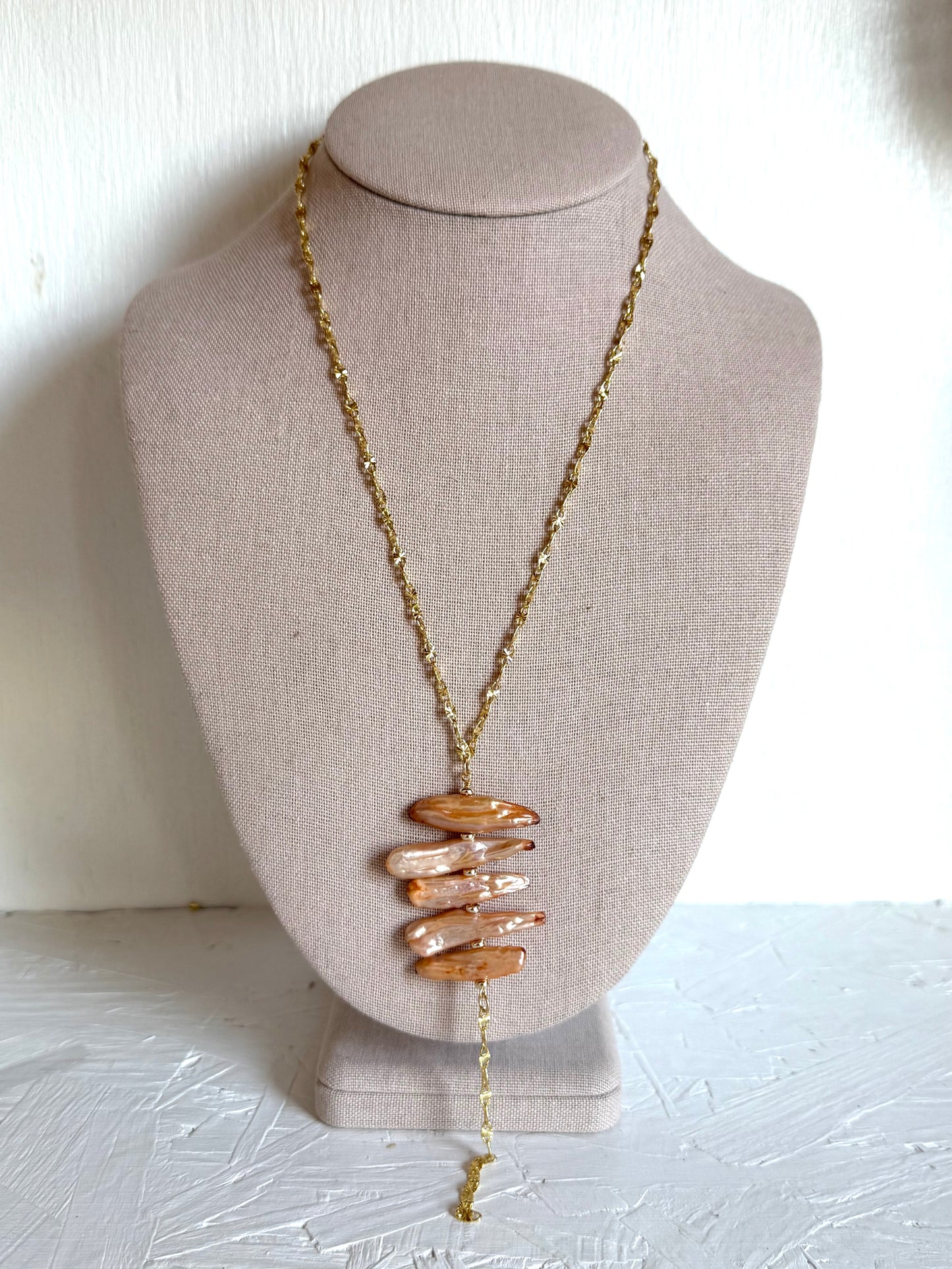 Coral Lariat