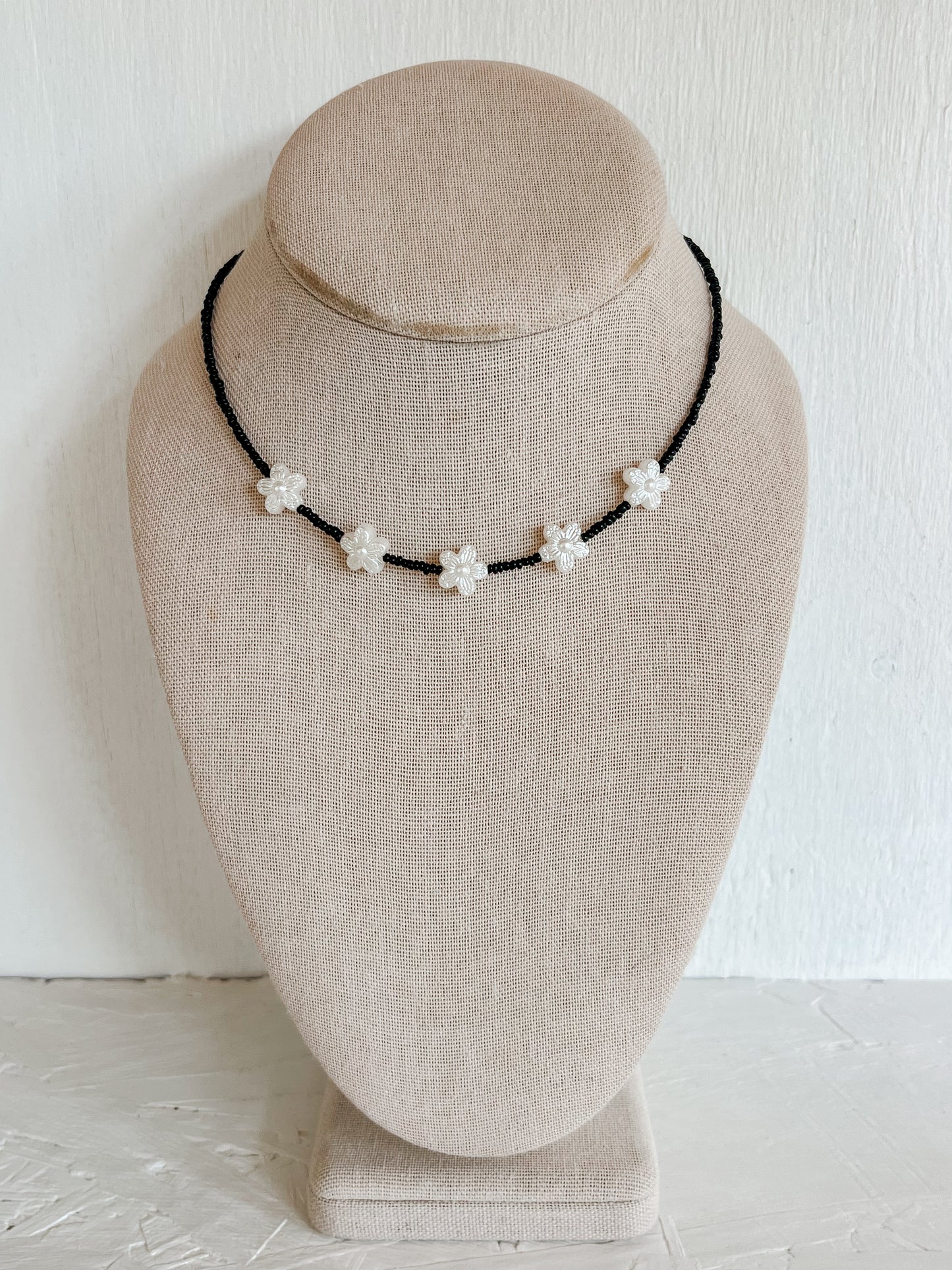 Black flower choker