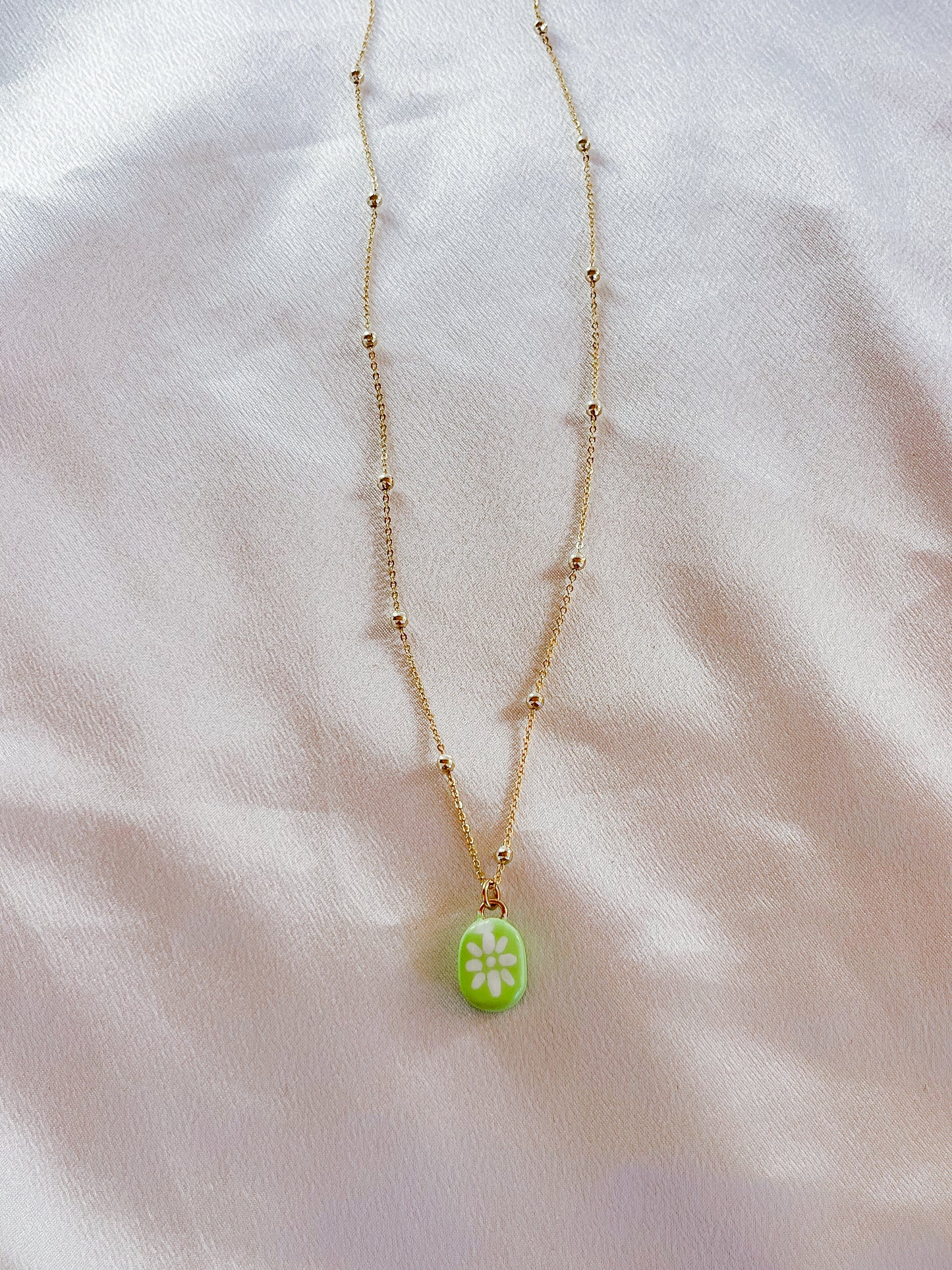 Green flower necklace