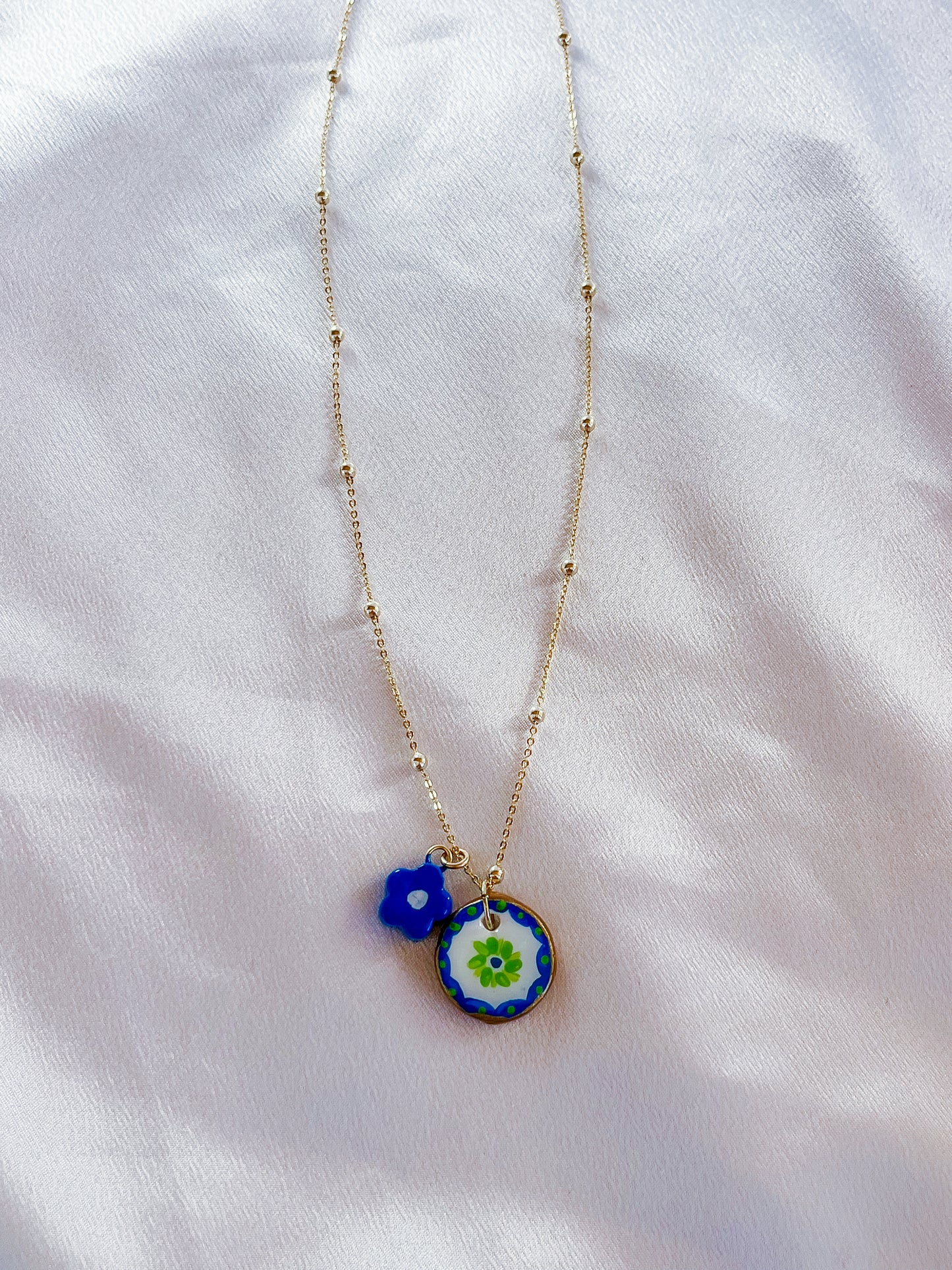 Blue & green flower necklace