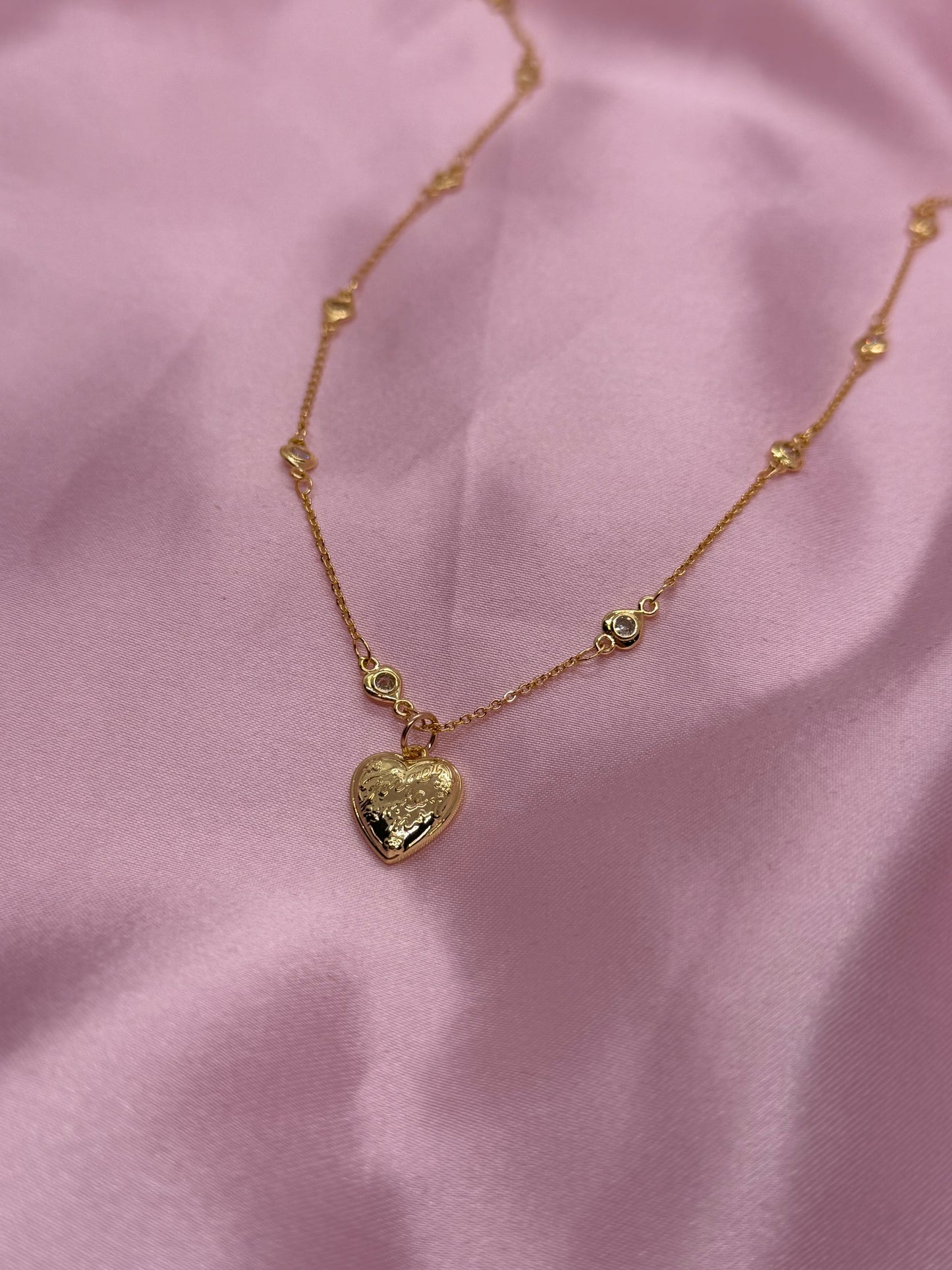 “Forget me not” necklace