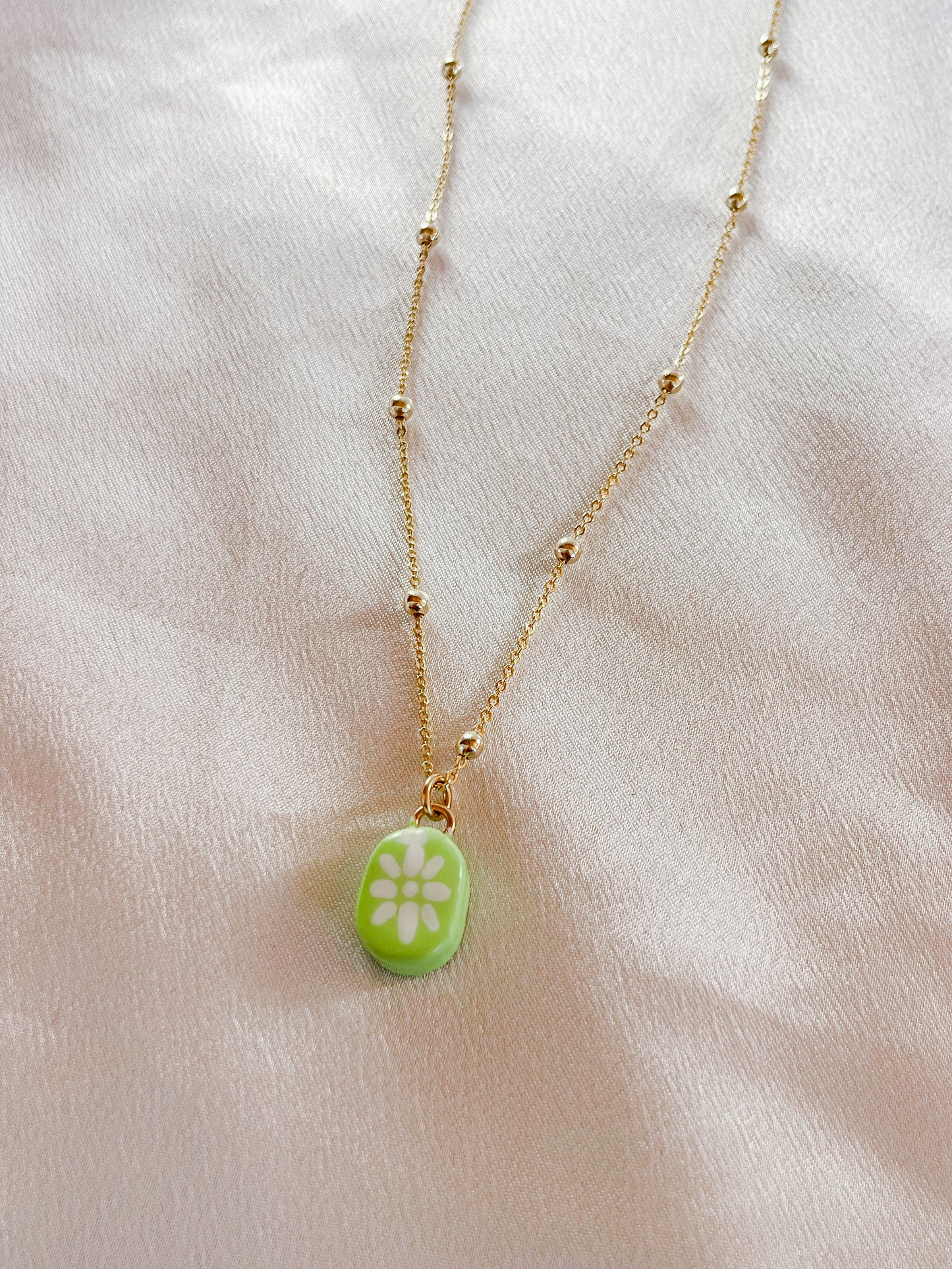 Green flower necklace