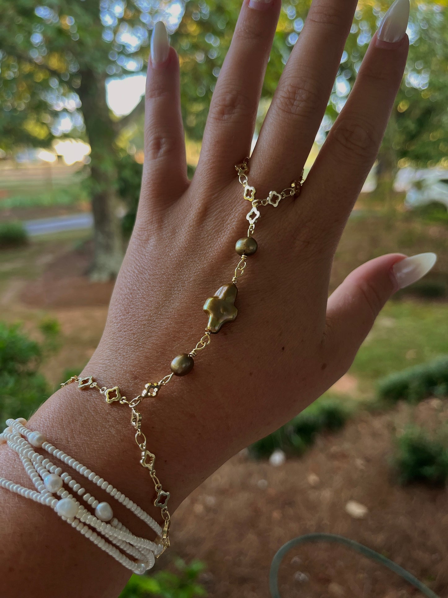 Vanna hand chain