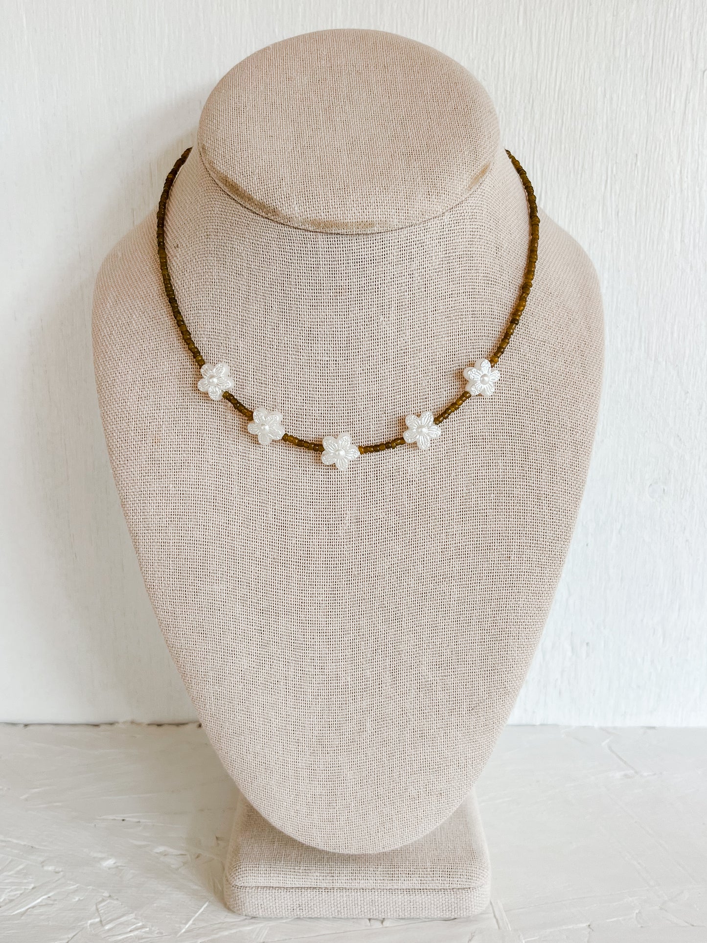 Khaki green flower choker