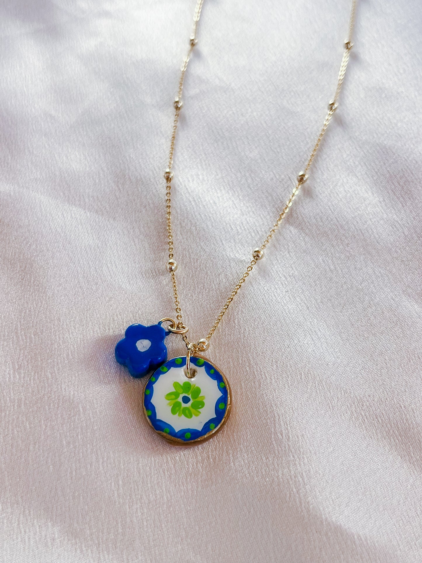 Blue & green flower necklace
