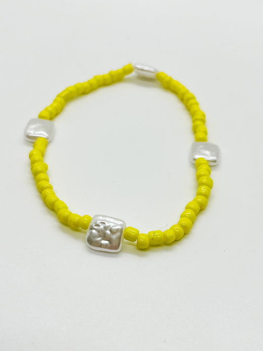 Yellow pearl anklet/bracelet
