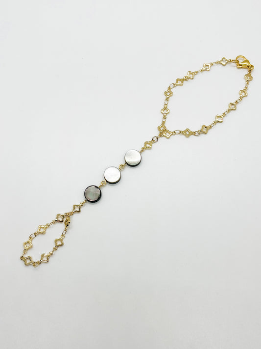 Huda hand chain
