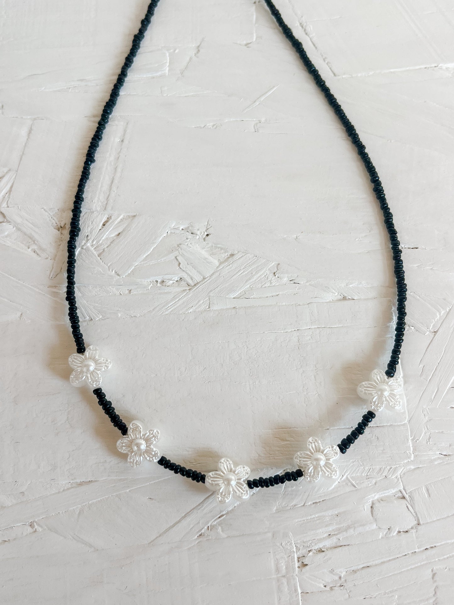 Black flower choker